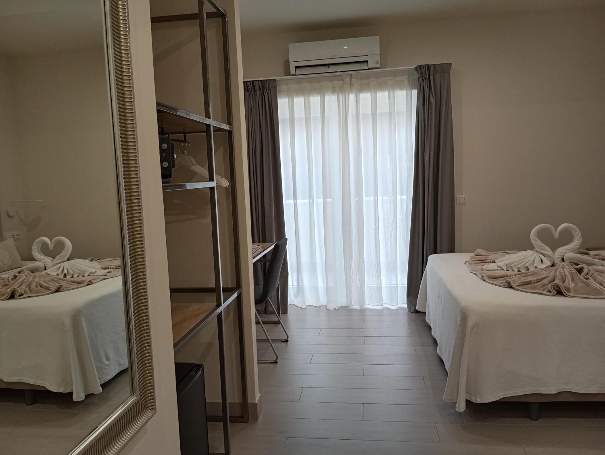 Hostal La Estacion Terrazas Мадрид Екстер'єр фото